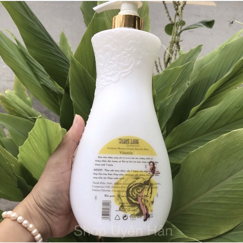 (Hàng công ty chính hãng) Sữa tắm nước hoa mịn da White Love 900ml