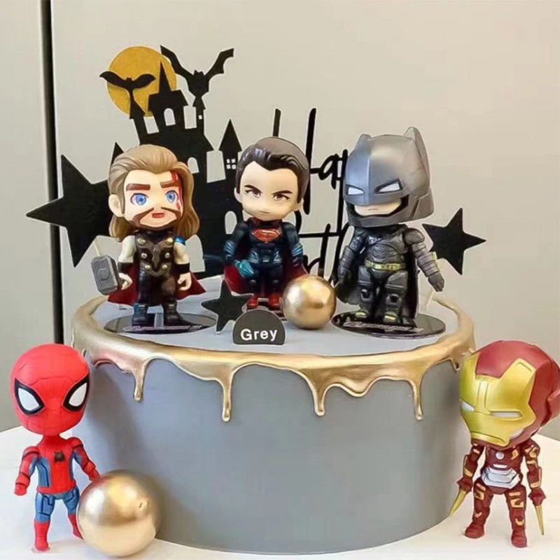 Mô hình mô phỏng nhân vật siêu anh hùng Marvel Avengers trang trí bánh kem/dành tặng cho trẻ em