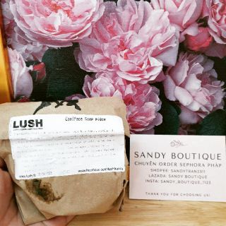 [Hàng đặt trước] Xà phòng rửa mặt than hoạt tính Lush Coalface Soap [Bill Pháp]
