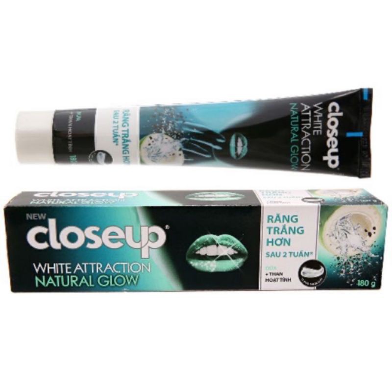 Kem đánh răng CLOSE-UP trắng răng vị Dừa thơm mát 180g