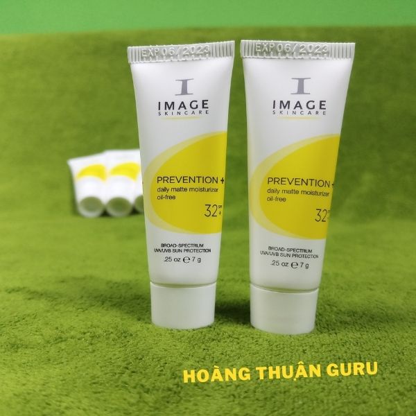 Kem chống nắng cho da dầu mụn và da nhạy cảm Image Skincare spf 32+ size mini 1 tuýp 7g