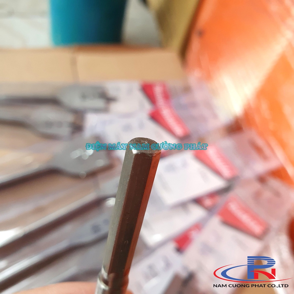 Mũi khoét gỗ đuôi cá Makita đường kính từ 6÷36mm