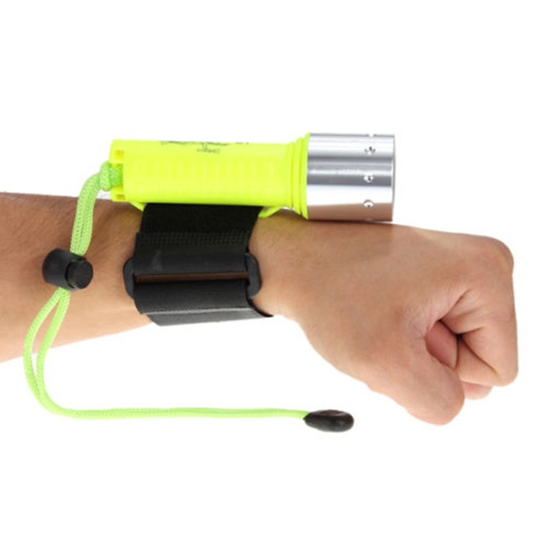 Đèn pin lặn chống thấm nước có vòng đeo tay 6000 lumens cree t6 tiện dụng