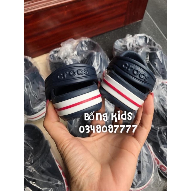 Sục Bé Trai In Viền Chữ Xanh Lá Nền Xám Chuột