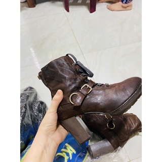 Giày da cao gót cổ cao