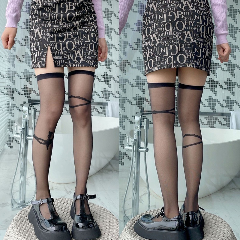 XIXI Tất Lụa Trong Suốt Dài Qua Gối In Hình Thanh Kiếm Phong Cách Gothic Cổ Điển Cho Nữ