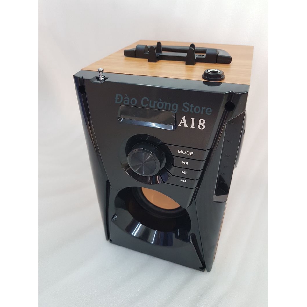 Loa Xách Tay A18 Speaker Bluetooth Usb Thẻ Nhớ Cổng Mic Karaoke