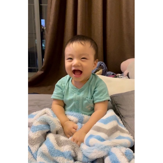 Set 3 áo bé trai size 6-9m, 9-12m