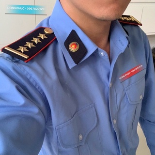 Cầu Vai Bảo Vệ Có Gắn Sao.