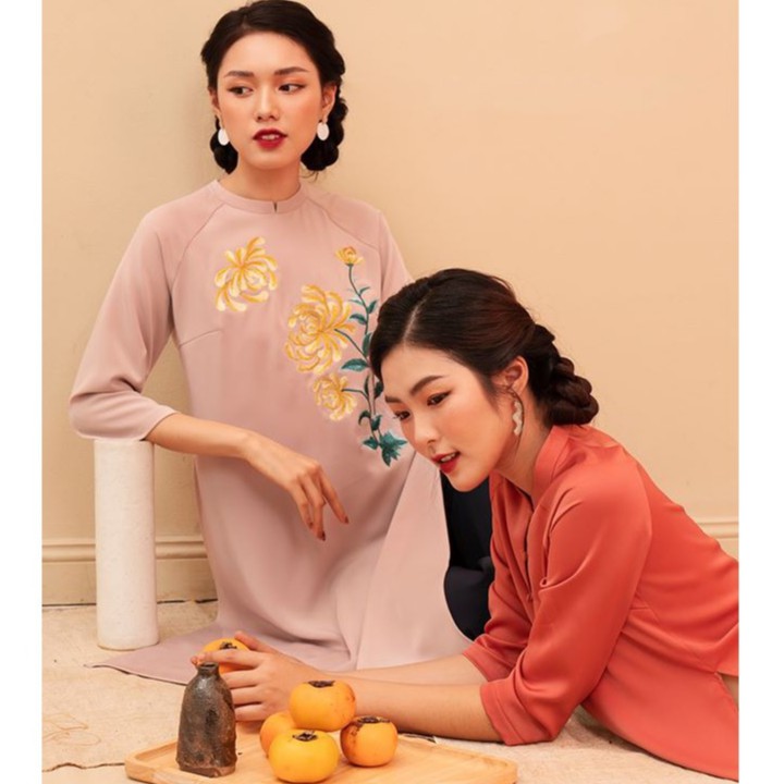 Áo dài nữ cổ tàu thêu họa tiết M2481