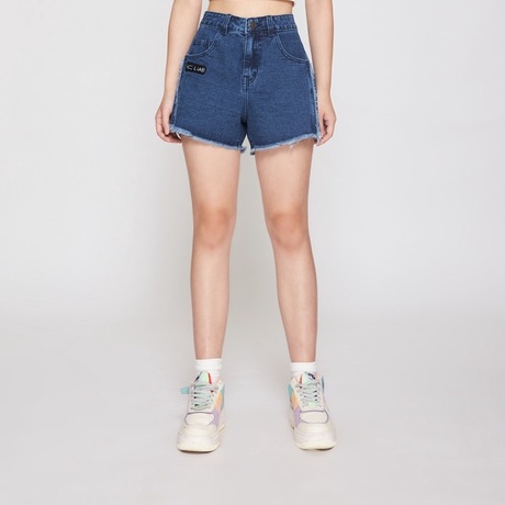 Quần Short Jeans Nữ BOO Xỏa Gấu Đính Patch BOOLAAB Phong Cách Hàn Quốc