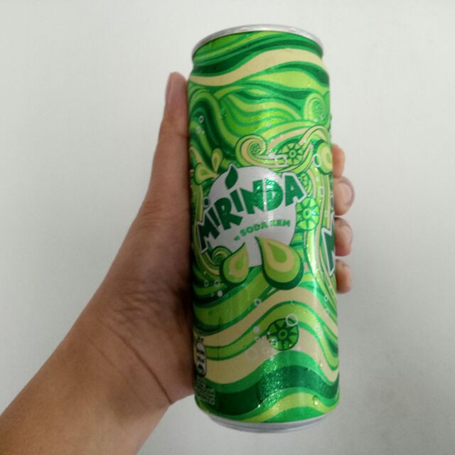 LON NƯỚC MIRINDA VỊ SODA KEM NGON XOẮN LƯỠI