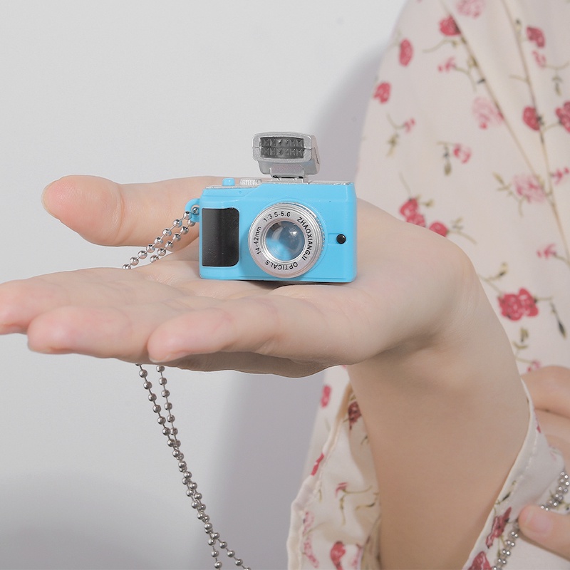 Vòng cổ Mặt Hình Máy Ảnh Mini 4 Kiểu Phát Sáng Dễ Thương Vui Nhộn Thích Hợp Làm Quà Tặng Cho Bạn
