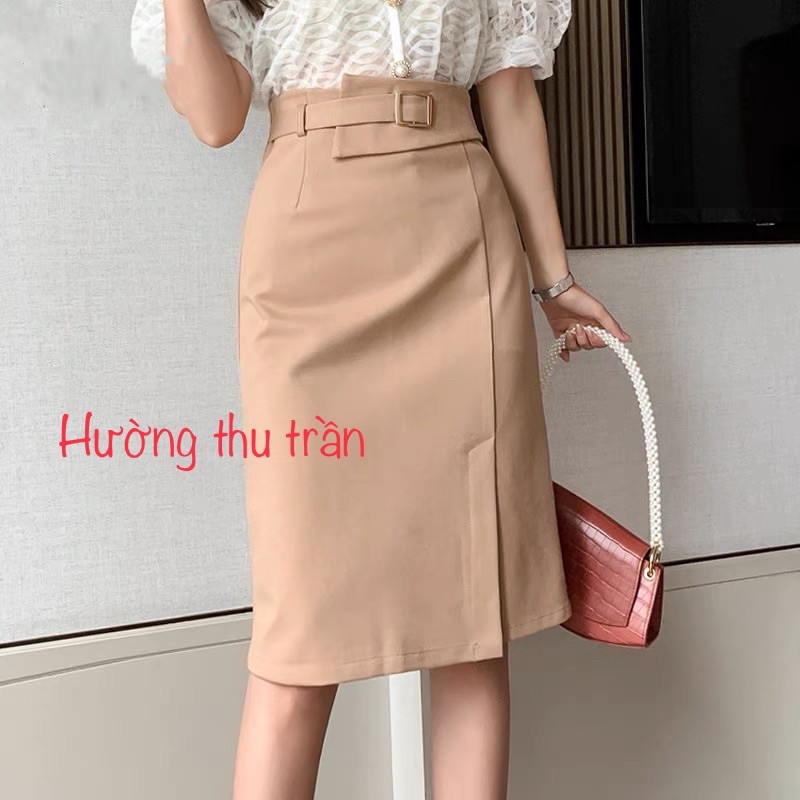 Chân váy công sở dáng suông xẻ trước phối đai trẻ trung phong cách đi làm, phối đai vuông d58cm