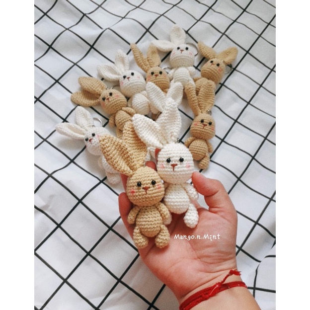 Móc khoá len handmade thỏ một nắng
