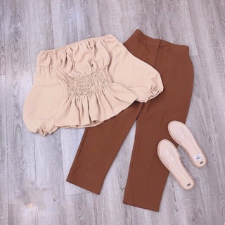 🍂🍂set áo bẹt vai nude nhún eo + quần nâu lửng 😍😍