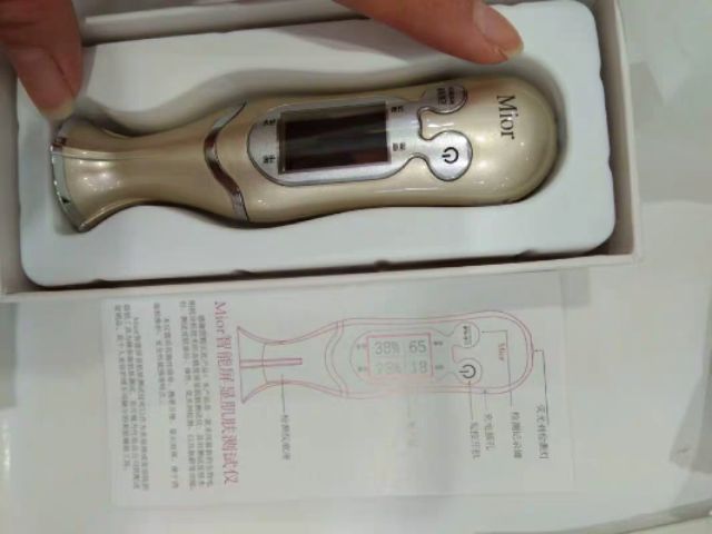 Máy đo độ ẩm da Mior