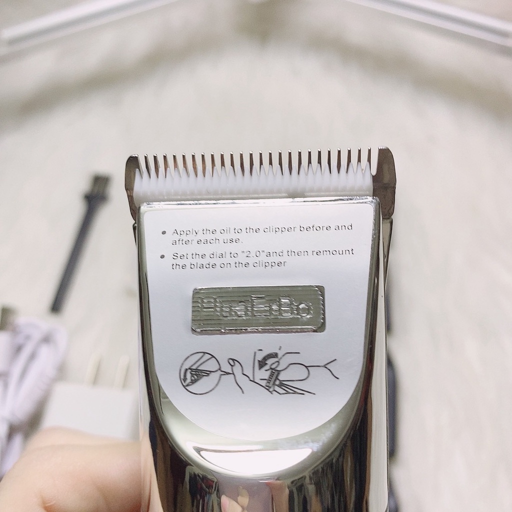 Tông đơ cắt tóc TOKYO chính hãng, chuyên salon, pin trâu