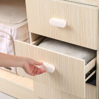 Miếng Dán Tay Cầm Cửa Tủ Quần Áo Bằng Gỗ Tiện Dụng