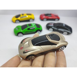 Bộ 5 Chiếc Xe Diecast Hợp Kim Siêu Bền