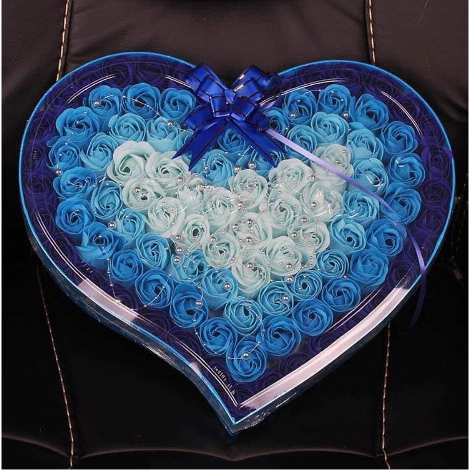 Hoa Hồng Sáp Hộp Trái Tim 99 Bông Tặng Kèm Thiệp
