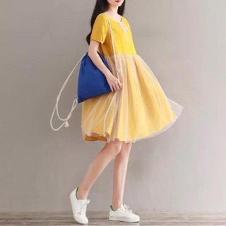 Đầm vàng phối lưới