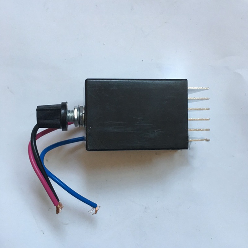 Bộ Điều Chỉnh Tốc Độ Động Cơ Quạt Điện DC12V-24V Với Công Tắc Xoay