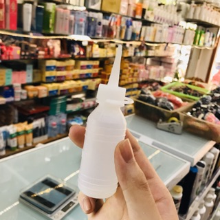 Nước rửa móng tay Aceton