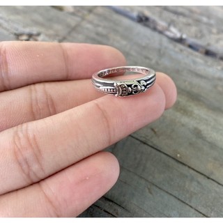 Nhẫn chromehearts kiếm baby