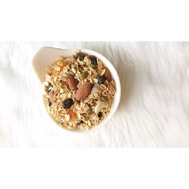 Ngũ cốc ăn kiêng Granola (  ngũ cốc nguyên hạt mix trái cây) / Ngũ cốc ăn sáng / ngũ cốc hoa quả 500gr