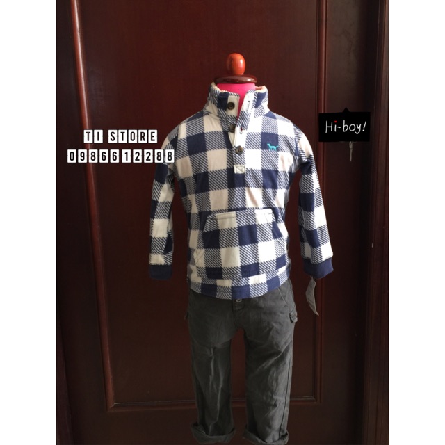 Áo nỉ cổ lông Carter
