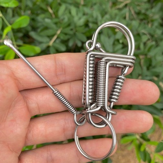 Móc khoá nghệ nhân làm băng inox 316 thiết kế thủ công độ dày 2 ly cứng cáp bền đẹp