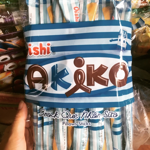 BÁNH QUE Akiko Oishi