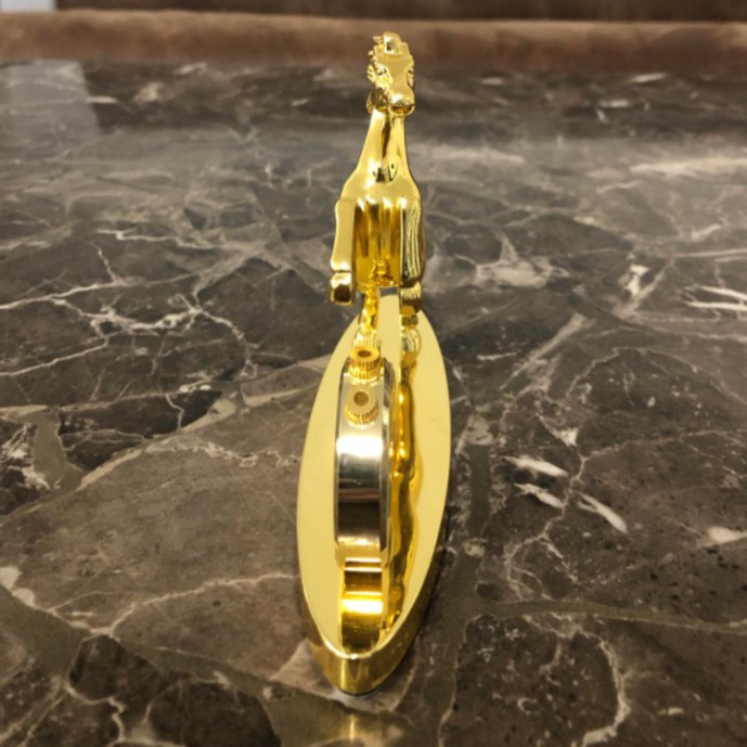 Sản Phẩm Bộ Tượng Ngụa Vàng Đúc Đồng-Nước Hoa Trang Trí Xe Hơi, Ô Tô Cao Cấp. Mã 72501 .