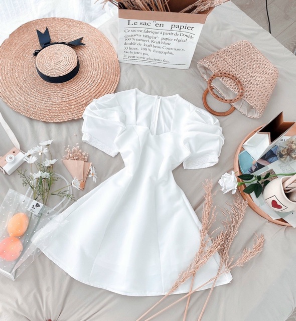 [Mã FAMARAL1 giảm 10K đơn 50K] Đầm dự tiệc tay xếp li viền ren xinh xắn | BigBuy360 - bigbuy360.vn