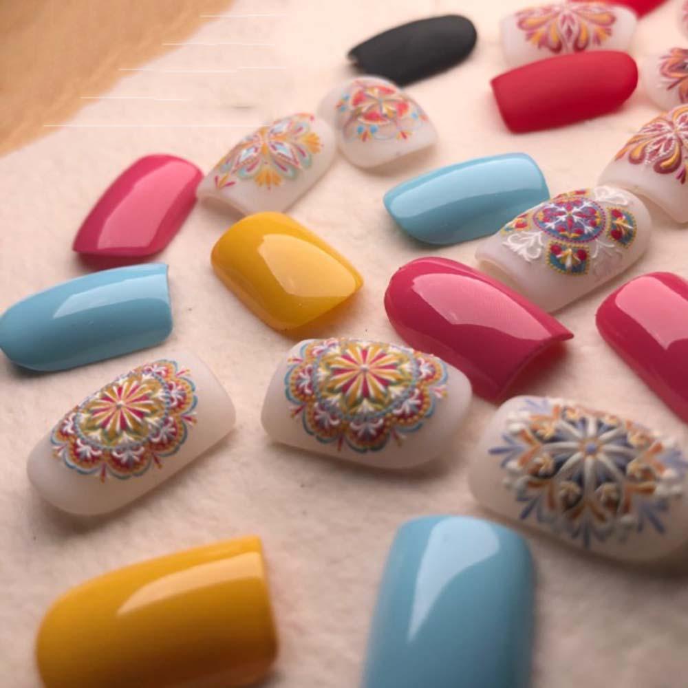 Miếng Dán Trang Trí Móng Tay Siêu Mỏng Phong Cách Retro