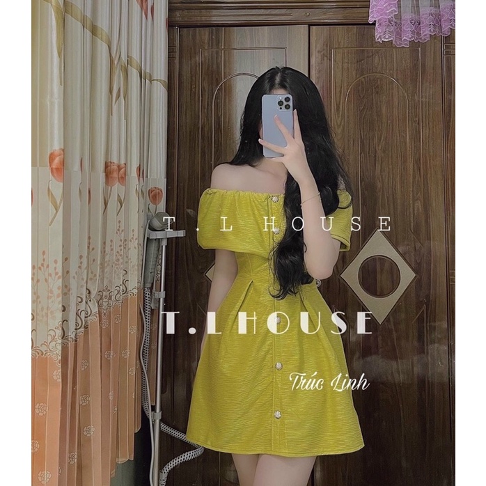 Đầm trễ vai phối nút