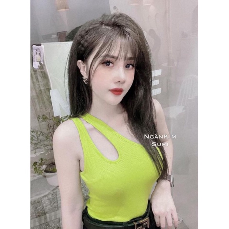 Áo phông cổ cheo khoen