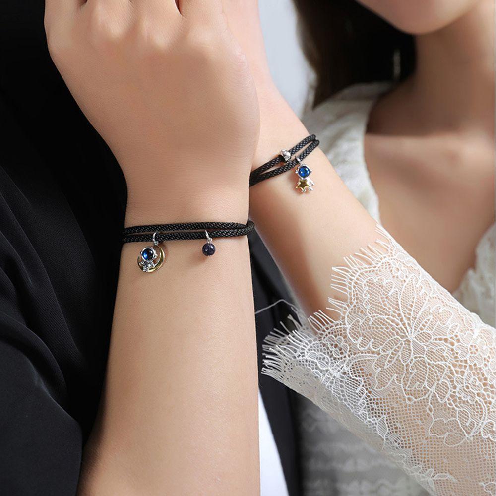 Vòng Tay Dây Mặt Kim Loại Hình Mặt Trăng Độc Đáo Thời Trang Cho Cặp Đôi