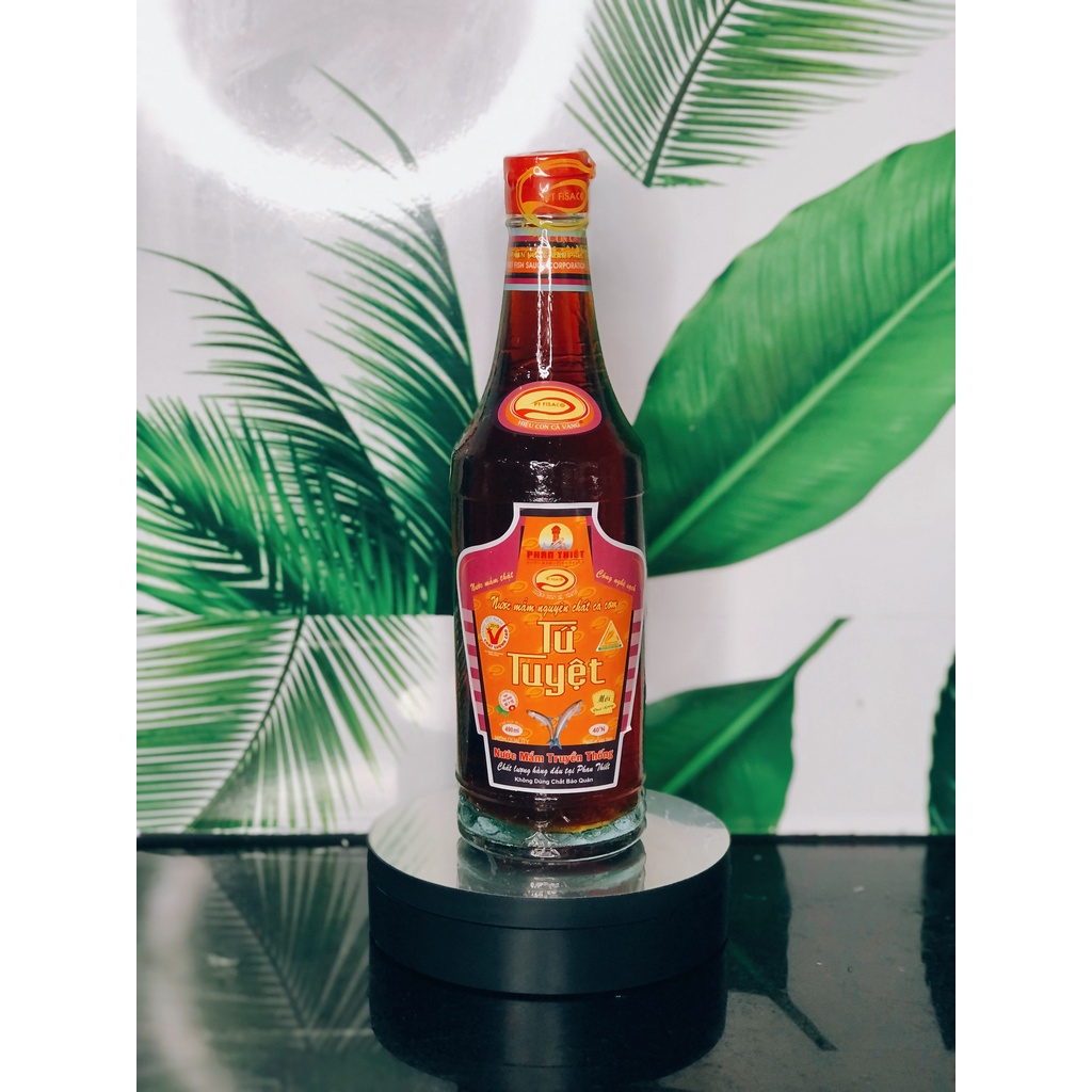 Nước mắm nhĩ cá cơm Tứ Tuyệt _ 1 Chai _ 490ml/chai