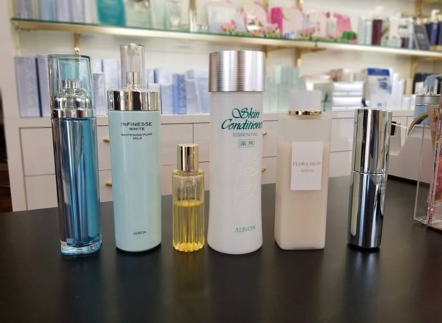 Nước dưỡng serum Flora Drip Albion