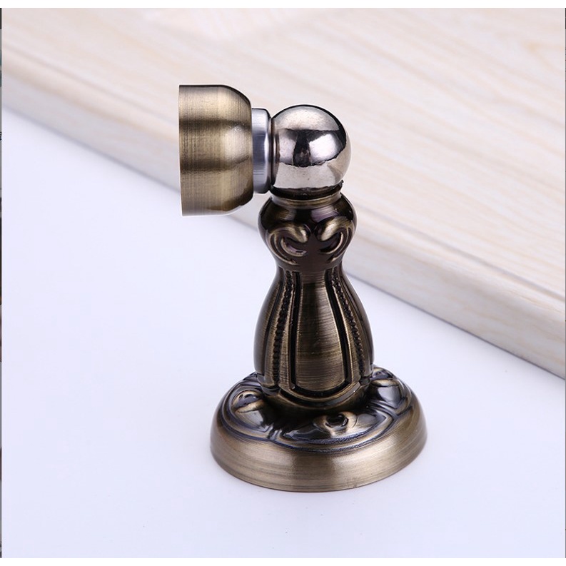Hít chặn cửa 2 chi tiết chạm khắc hoa văn phong cách cổ điển, sang trọng, hít cửa inox bền đẹp cho mọi nhà