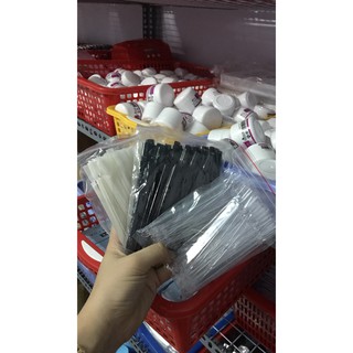 [sỉ] 10 xâu móng tập (xâu 50 móng)