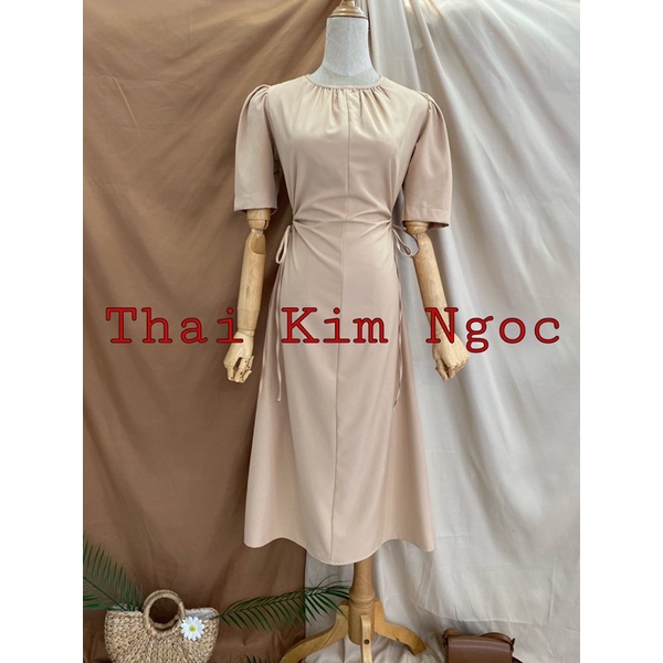 Đầm maxi tay phồng khoét eo