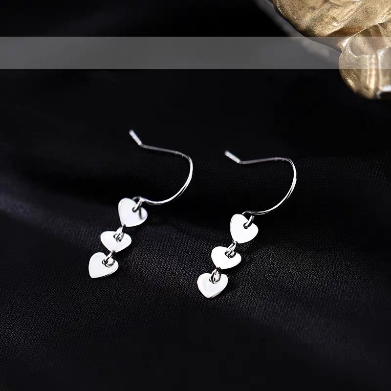 Bông tai trái tim nhiều kiểu dễ thườn