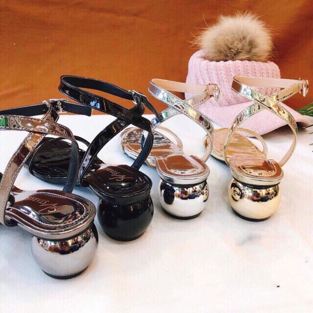 Sandal quai mảnh gót tròn