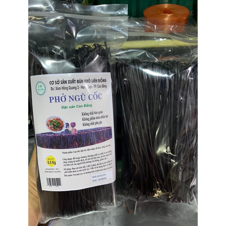 Phở ngũ sắc làm từ gạo lứt và rau củ quả cho món ăn tròn vị gói 500g