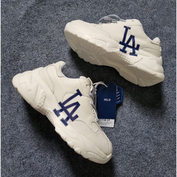 shopgiaykiencuongGiày thể thao MLB LA nam nữ Giầy độn đế trắng chữ xanh siêu hot 2022 fuill box bil