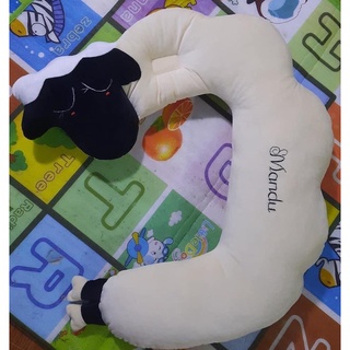 gối cừu đa năng chữ C ngược vải loại 1 bao chất lượng ạ.gối thêu 1 tên bé vd (chíp)cân thêm ib shop ạ