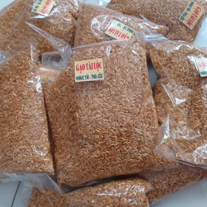 Bán buôn bán sỉ 1kg gạo vàng Thần Tài mang Tài thu Lộc